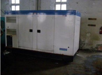 呼和浩特康明斯150kw大型柴油二手发电机组